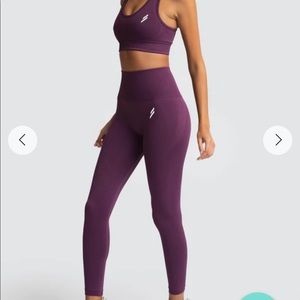 Hyper flex leggings and sports bra